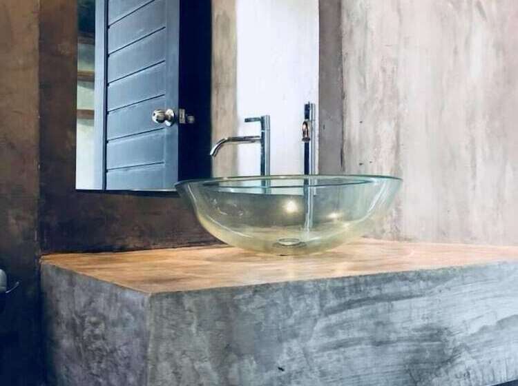 فندق P Loft Hostel