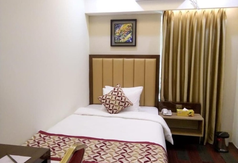 هتل Royal Inn Dhaka