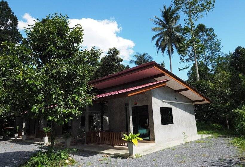 پانسیون Baan Keree Thara Khiri Wong