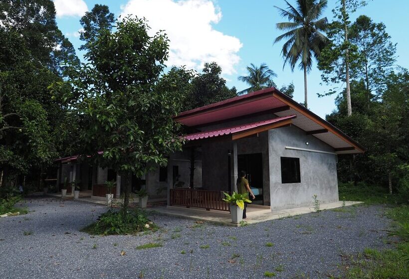 پانسیون Baan Keree Thara Khiri Wong