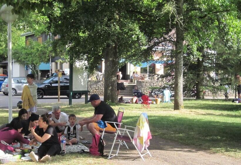 ペンション Chambres Dans Maison De Vacances Avec Spa Extérieur