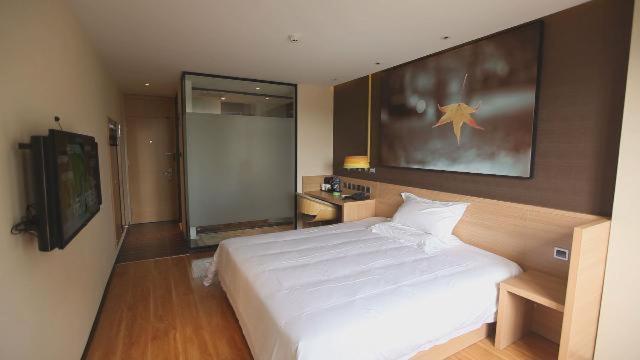 هتل 7days Inn Zhangjiakou Chongli Yuxing Road