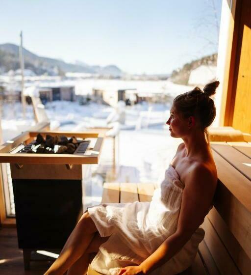渡假胜地  Lakeside Petzen Glamping