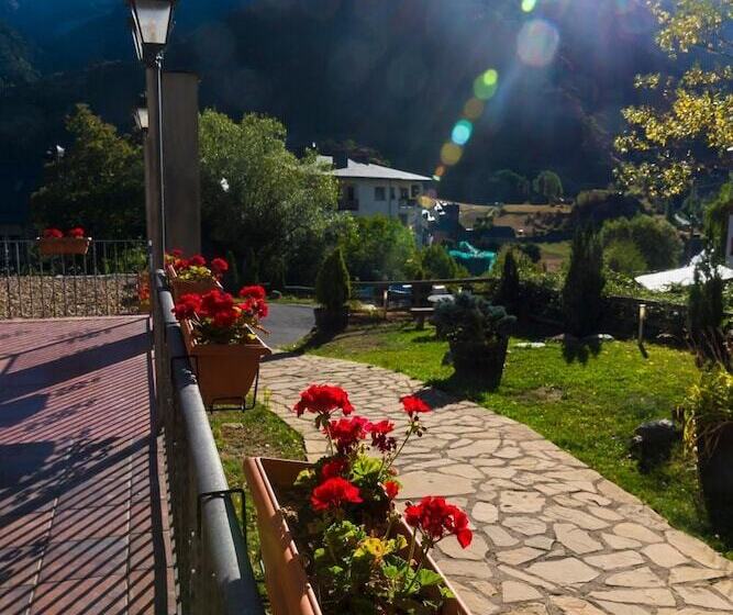 Aparthotel Sarrato