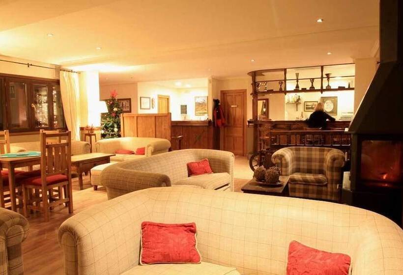 Aparthotel Sarrato