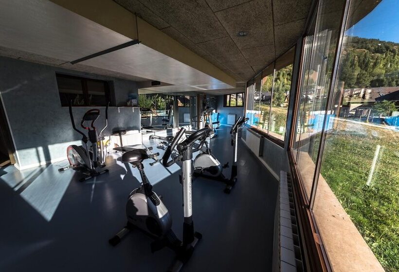 Aparthotel Sarrato