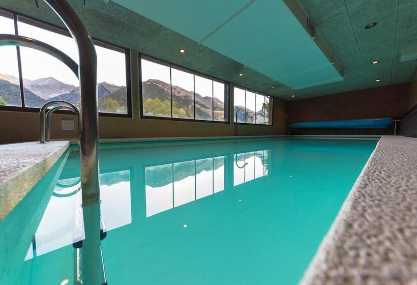 Aparthotel Sarrato