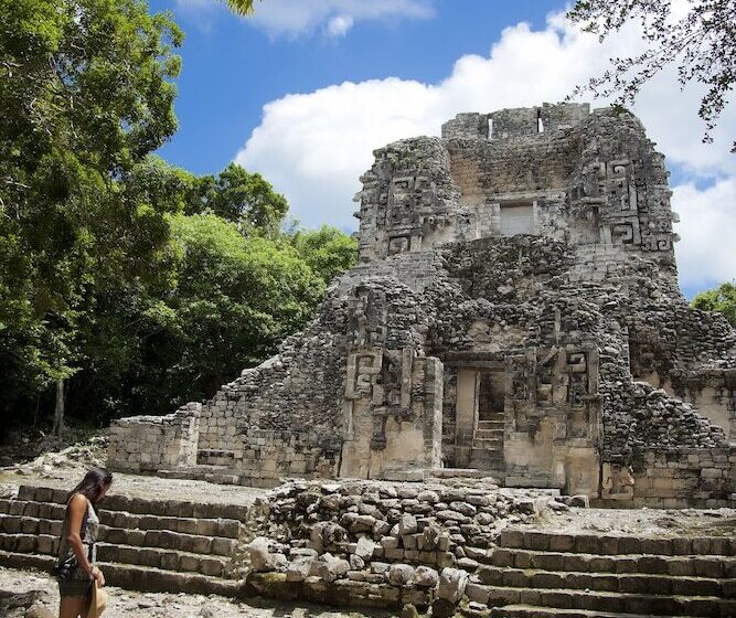 هتل Chicanná Ecovillage Resort