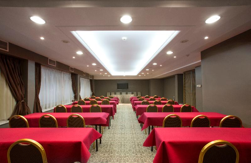 هتل Golden Star City Resort