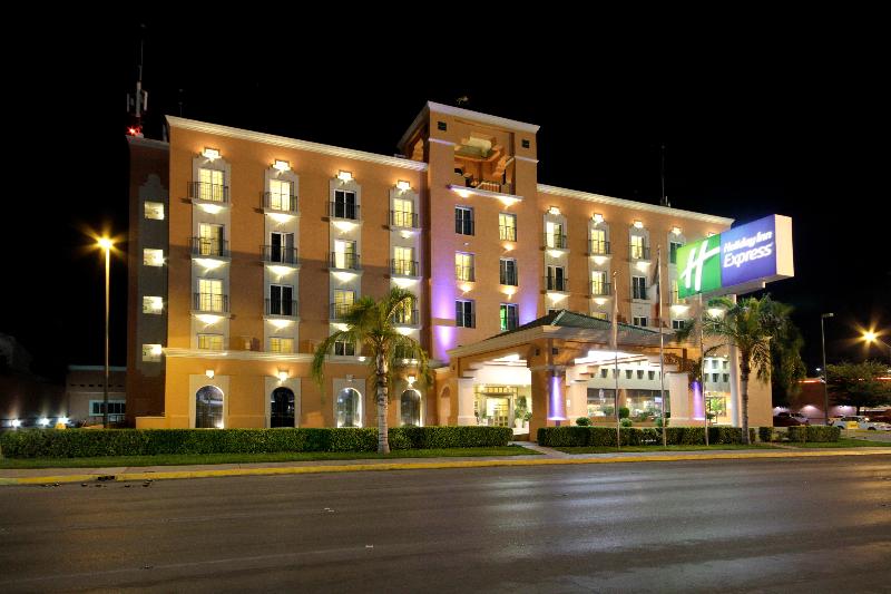 هتل Holiday Inn Express Torreon, An Ihg