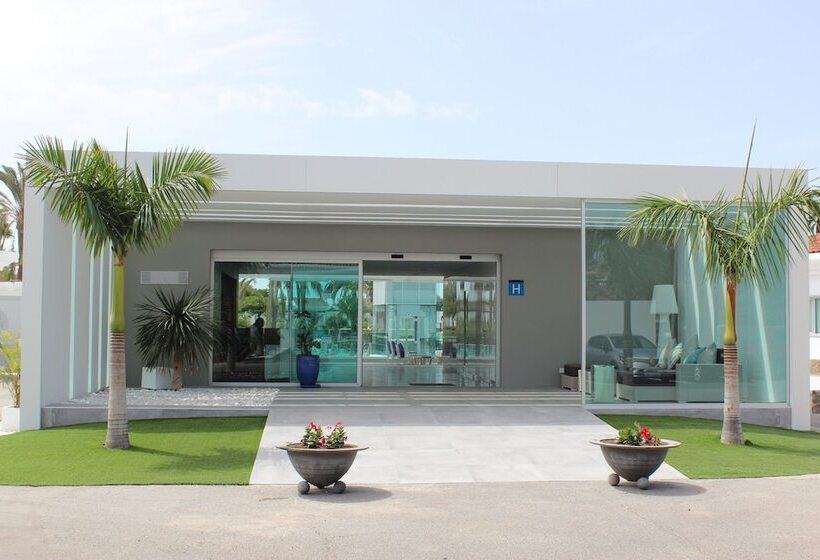 Fotos del hotel The Dunagolf Suites:  33