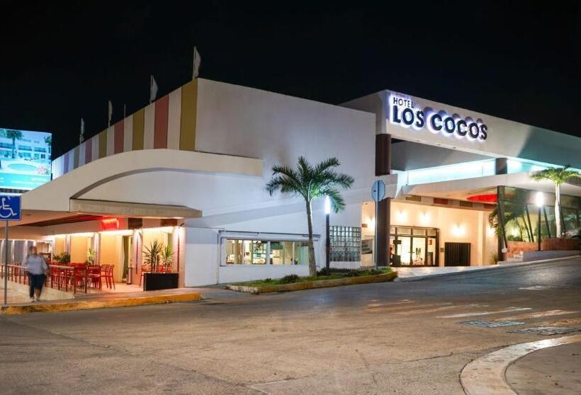 هتل Los Cocos Chetumal