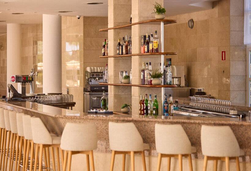 בית מלון כפרי Zafiro Alzinar Mar- Adults Only