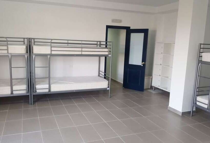 Ciw Hostel