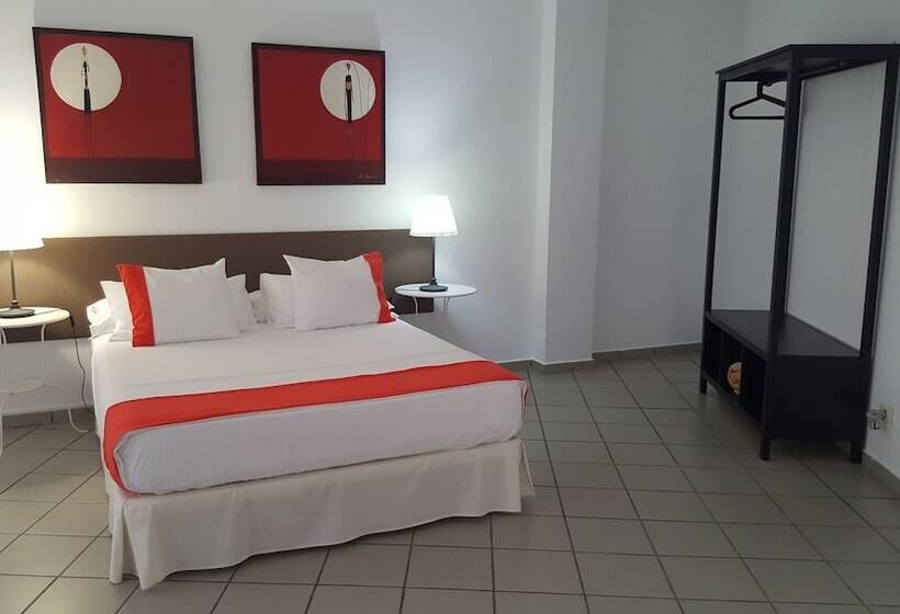 Ciw Hostel