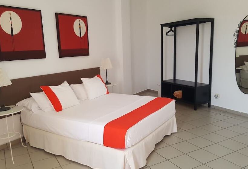 Ciw Hostel