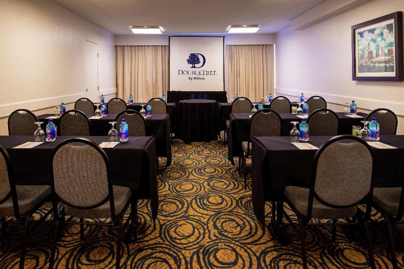 Doubletree By Hilton Hotel Tampa Airport  Westshore