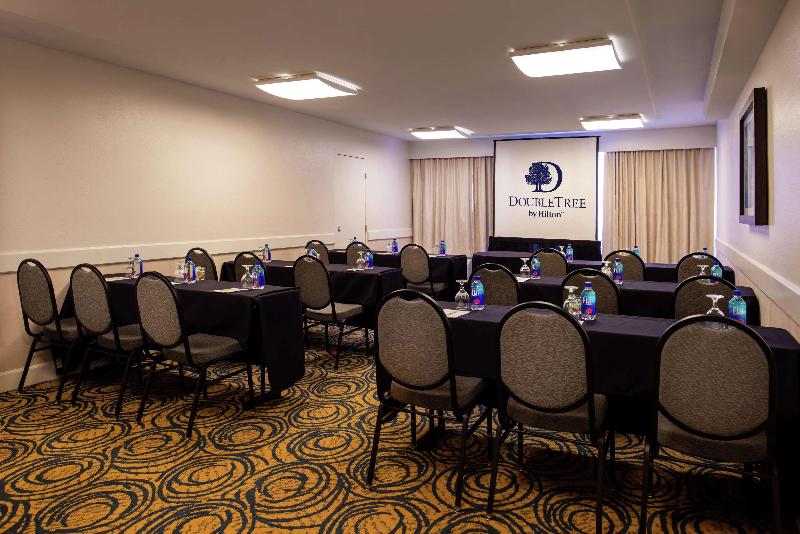 Doubletree By Hilton Hotel Tampa Airport  Westshore