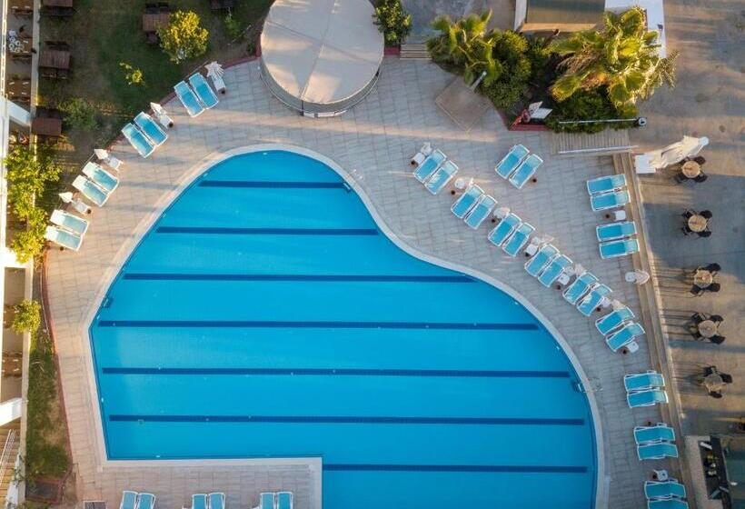 هتل Armas Gul Beach