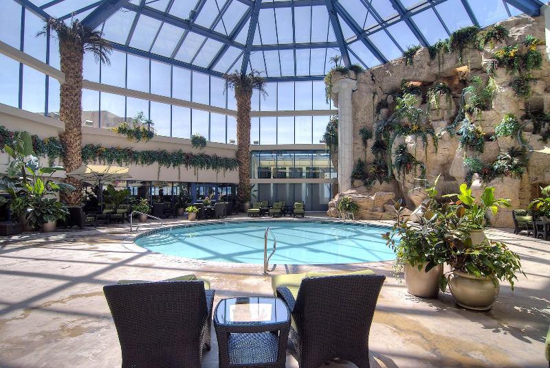 هتل Atlantis Casino Resort Spa