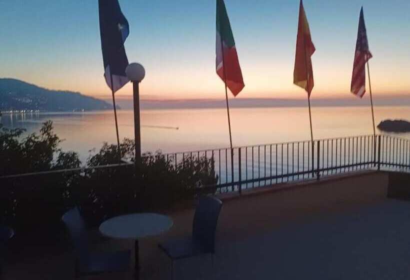 هتل Bay Palace Mazzarò