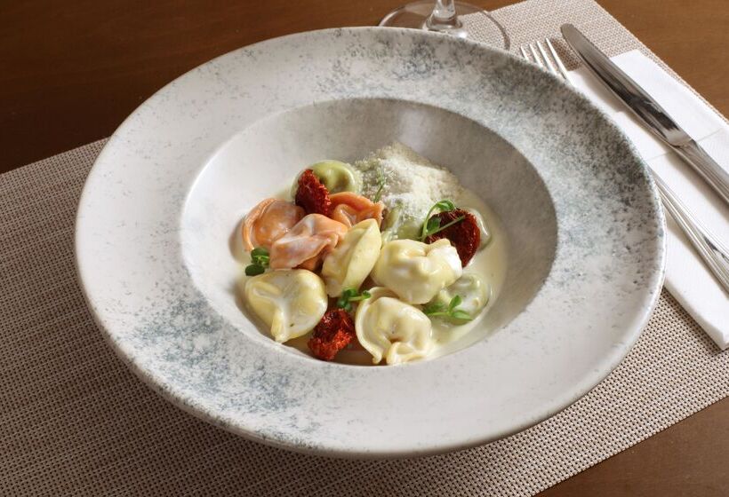 Bentley Hotel Bosphorus   Special Class