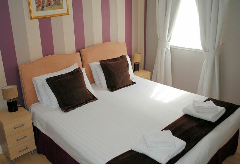 Canon Court Apartments