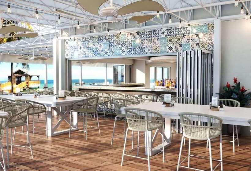 호텔 Casa Marina Key West, Curio Collection by Hilton