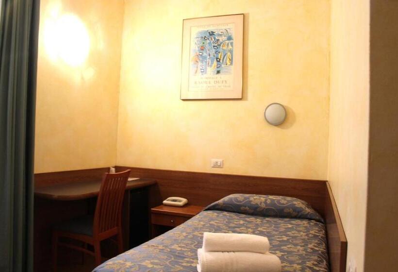 Fotos del hotel Club:  2