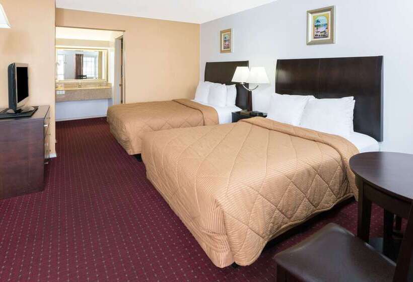 هتل Days Inn By Wyndham Newport Or