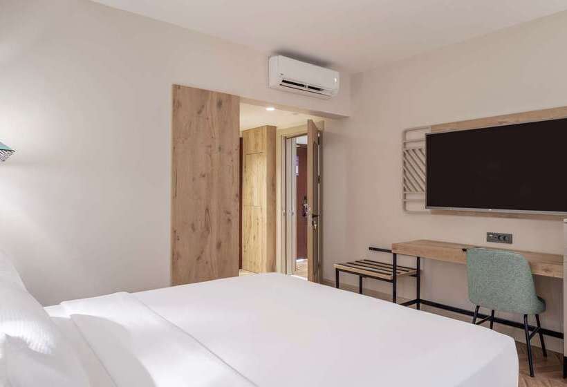 هتل Doubletree By Hilton Bodrum Isil Club Resort