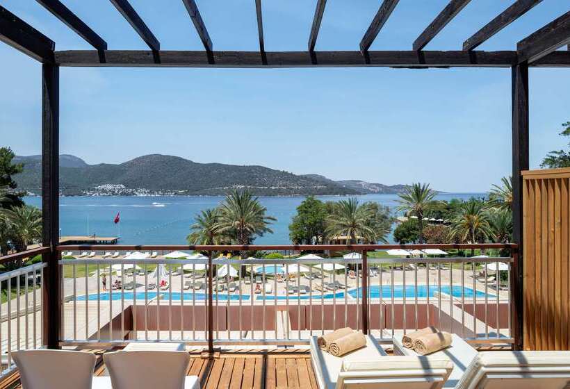 هتل Doubletree By Hilton Bodrum Isil Club Resort