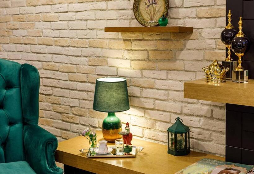 Fotos del hotel Golden Crown:  37