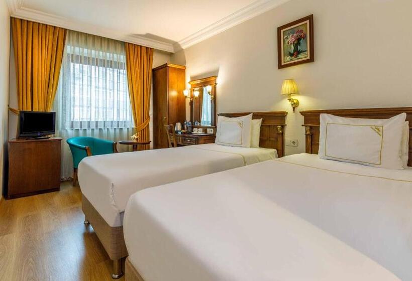 Fotos del hotel Golden Crown:  8