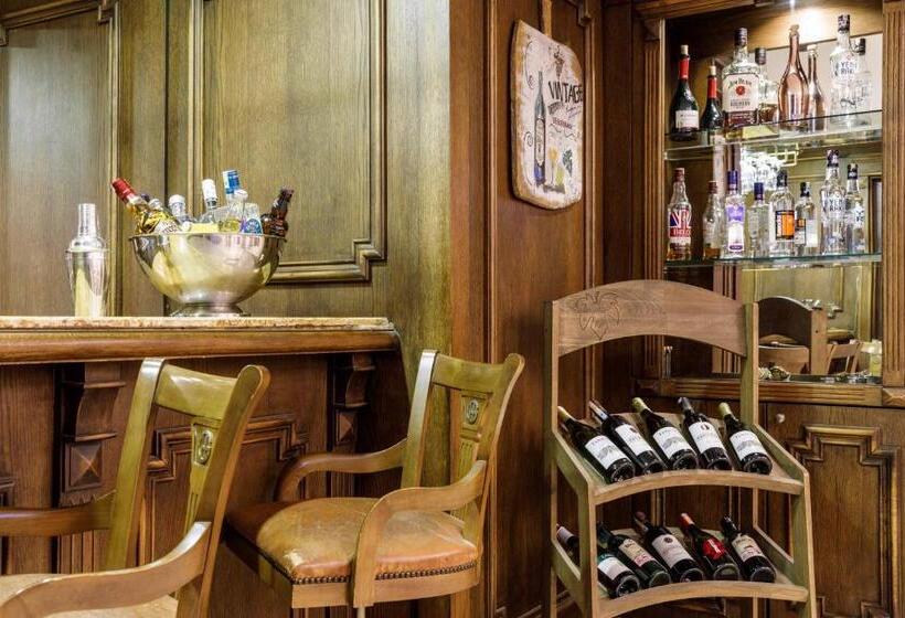 Fotos del hotel Golden Crown:  19