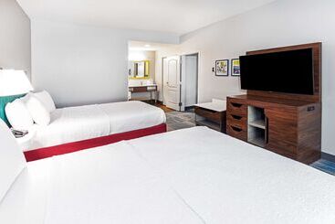 هتل Hampton Inn & Suites Houston Heights I 10
