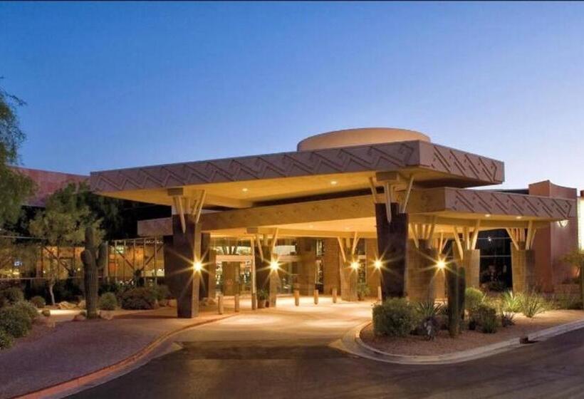 هتل Holiday Inn Express  & Suites Scottsdale  Old Town