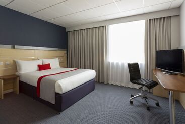 هتل Holiday Inn Express Edinburgh City Centre