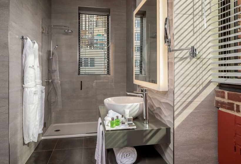 هتل NH Collection New York Madison Avenue