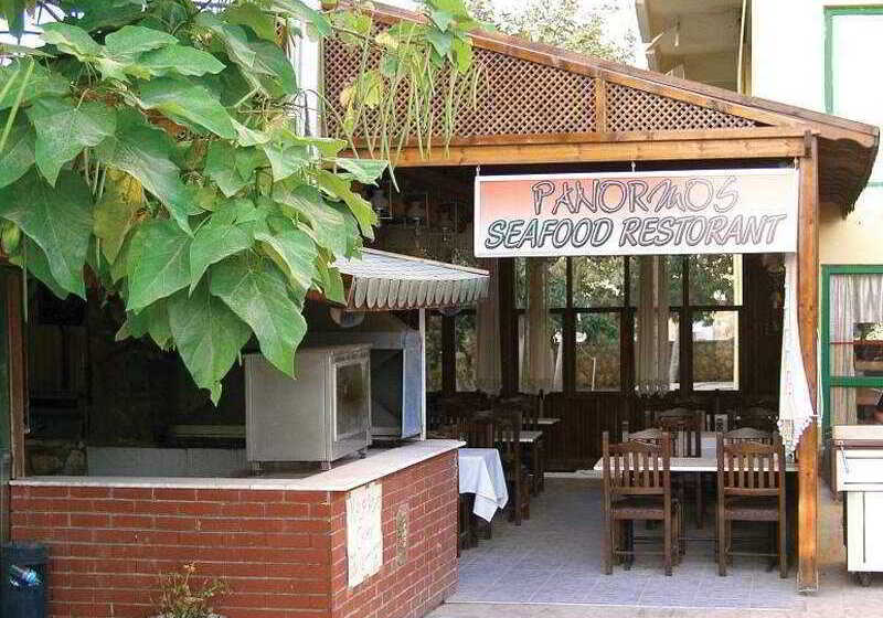هتل Panormos