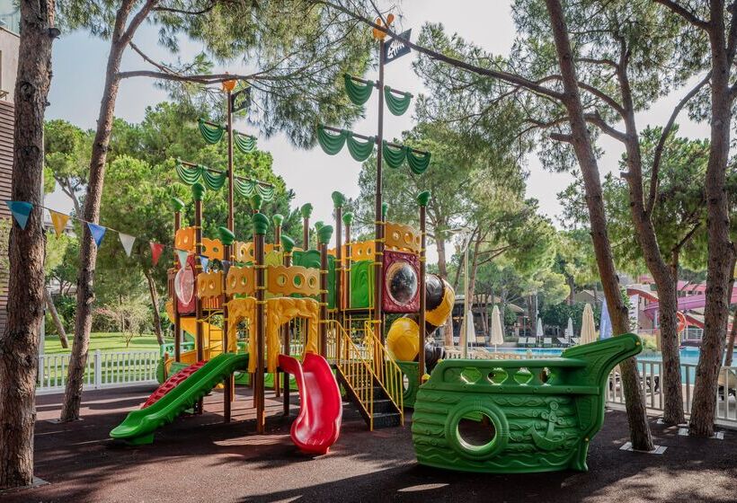 فندق Papillon Ayscha Resort & Spa