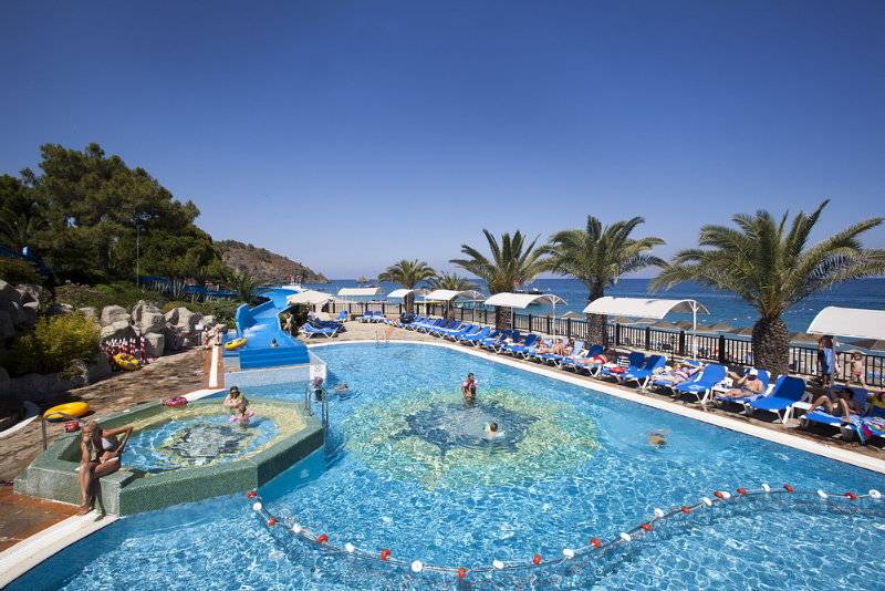 هتل Pirate S Beach Club