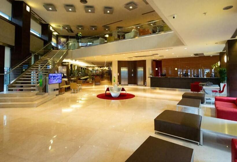 Fotos del hotel Point Hotel Taksim:  2