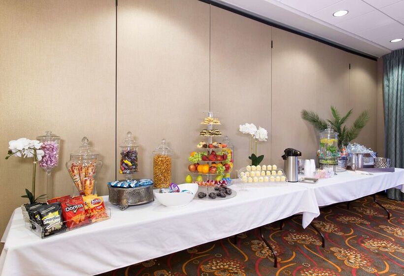 Fotos del hotel Ramada Plaza Resort & Suites By Wyndham Orlando Intl Drive:  57