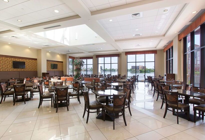Fotos del hotel Ramada Plaza Resort & Suites By Wyndham Orlando Intl Drive:  15