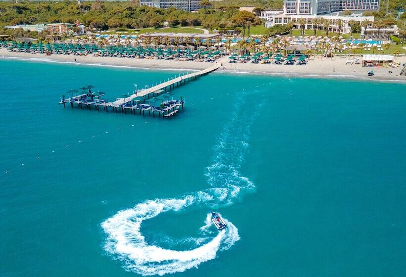 فندق Rixos Premium Belek, The Land of Legends Access