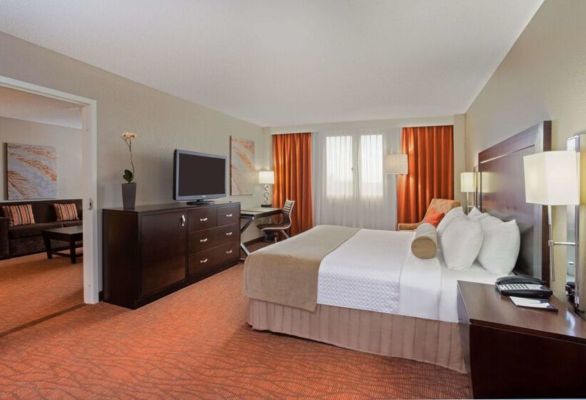 هتل Sonesta Miami Airport