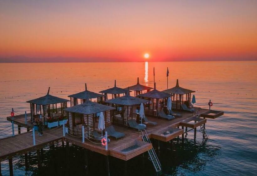 هتل Corendon Playa Kemer
