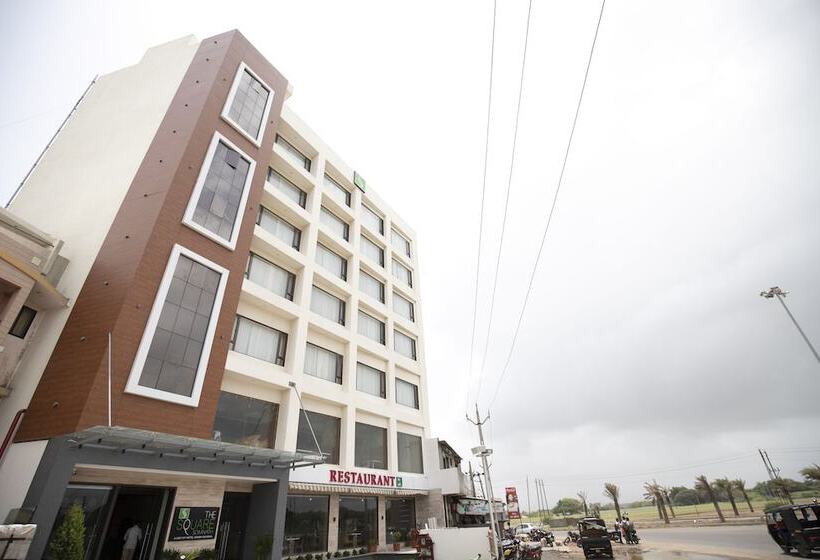 Hotel The Square Somnath