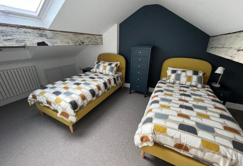 مبيت وإفطار Carrick Rooms